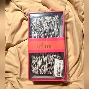NWT Black and White Trian Truk Wallet